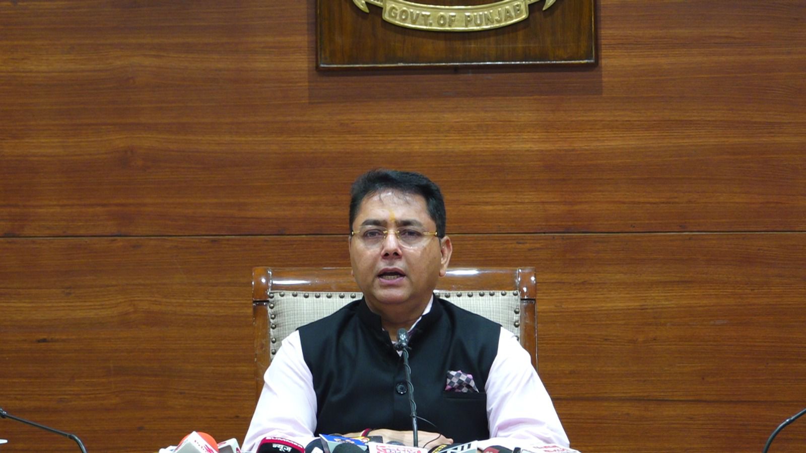 अमन अरोड़ा ने मोगा रैली से पहले फंड, किसान, इंडस्ट्री और नशों के बारे में अमित शाह से आठ सवाल पूछे, पंजाब को 'जुमले' नहीं, जवाब चाहिए