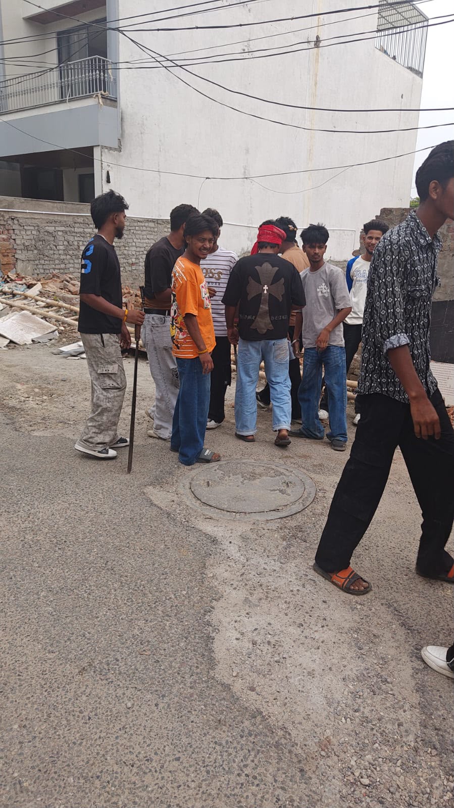 जालंधर: बॉम्बे नगर में प्रॉपर्टी विवाद, गैर-जमानती धाराओं में FIR दर्ज; CCTV में कैद हुई घटना