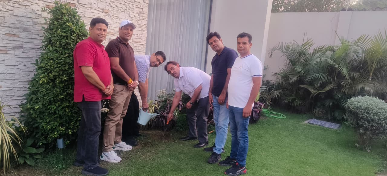 ‘एक पौधा मां के नाम’ अभियान से पर्यावरण संरक्षण को मिलेगी नई दिशा : राकेश राठौर
