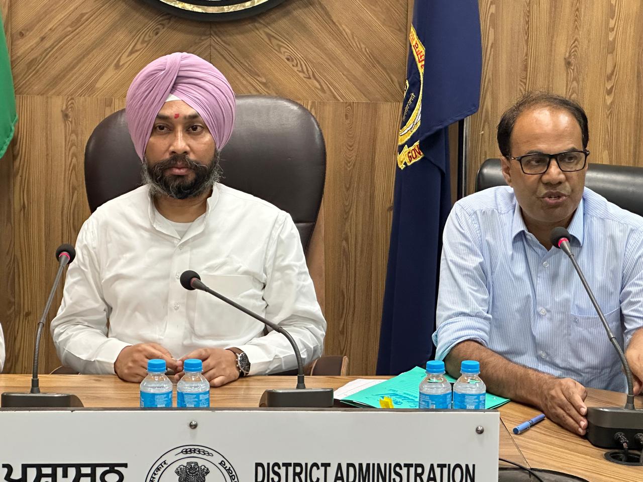 राष्ट्रीय सफाई कर्मचारी आयोग के सदस्य ने सफाई कर्मचारियों की भलाई संबंधी योजनाओं और उपायों की समीक्षा की