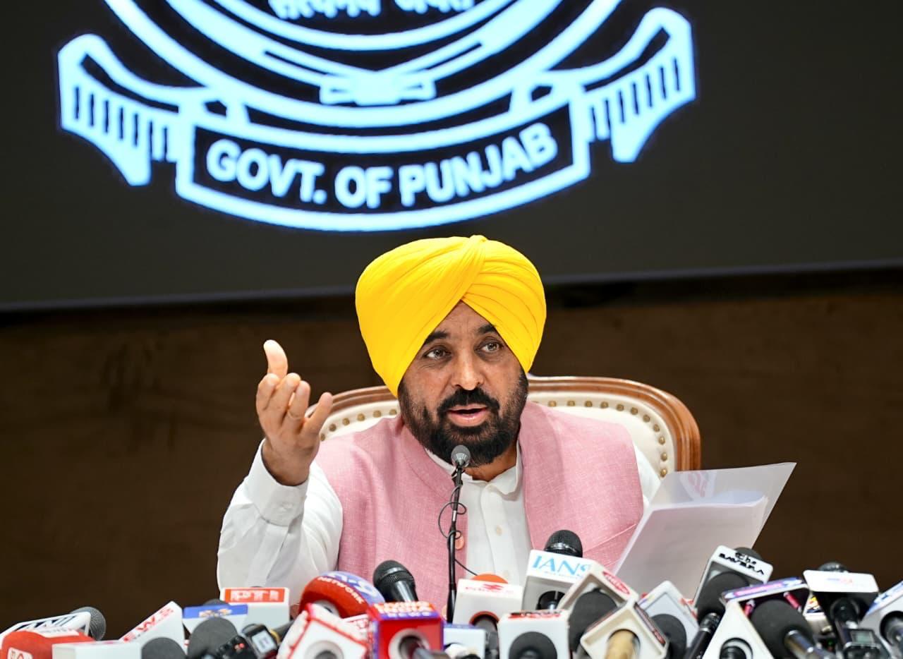 कबड्डी के 'चीता' कहे जाने वाले किंदा बिहारीपुरिया आप में हुए शामिल, ओएसडी राजबीर घुम्मण ने किया स्वागत