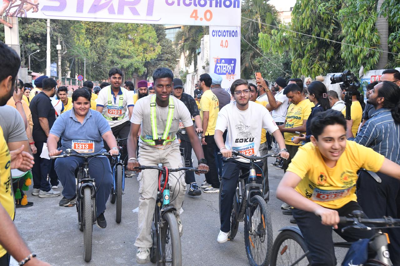 जिला चुनाव अधिकारी द्वारा मतदाताओं से मैपिंग के काम में बी.एल.ओ. को सहयोग देने की अपील