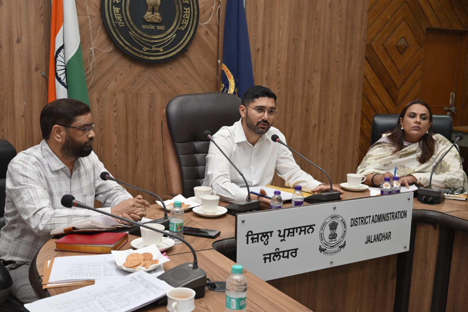 जालंधर में वोटर सूचियों के विशेष पुनरीक्षण को लेकर डिप्टी कमिश्नर ने राजनीतिक दलों के साथ की बैठक