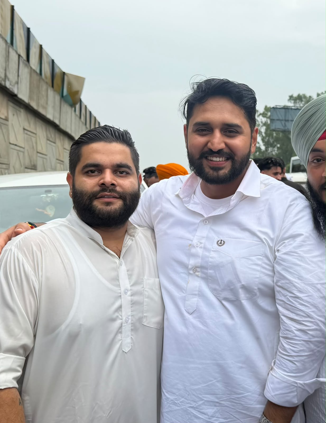 जालंधर पहुंचने पर पंजाब यूथ कांग्रेस के प्रदेश अध्यक्ष शुभम शर्मा का स्वागत