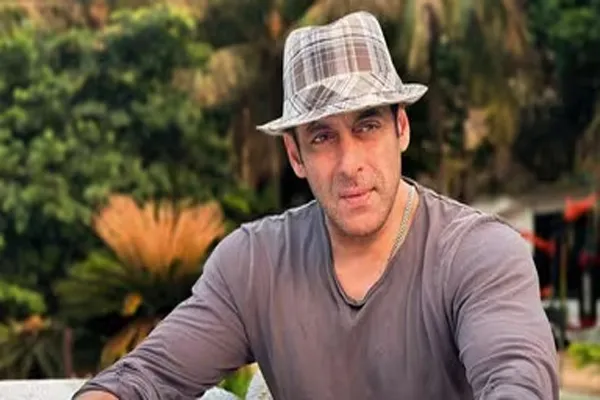 सलमान खान ने YouTube पर मारी एंट्री, लॉन्च किया अपना ऑफिशियल चैनल; फैंस को मिलेगा जिंदगी से जुड़ा खास कंटेंट
