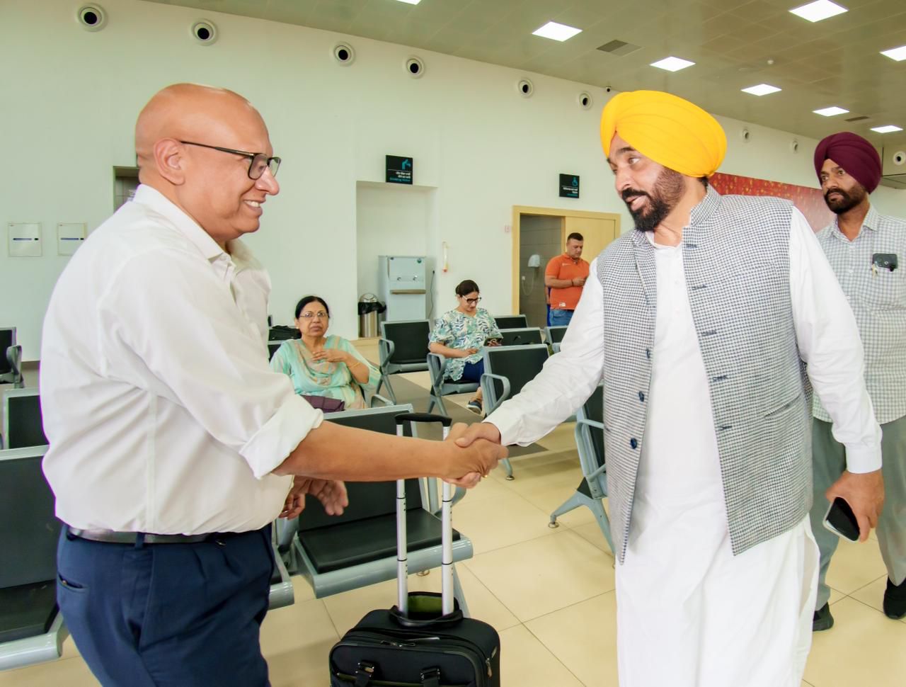 हलवारा हवाई अड्डे का नाम शहीद करतार सिंह सराभा के नाम पर हो : भगवंत सिंह मान
