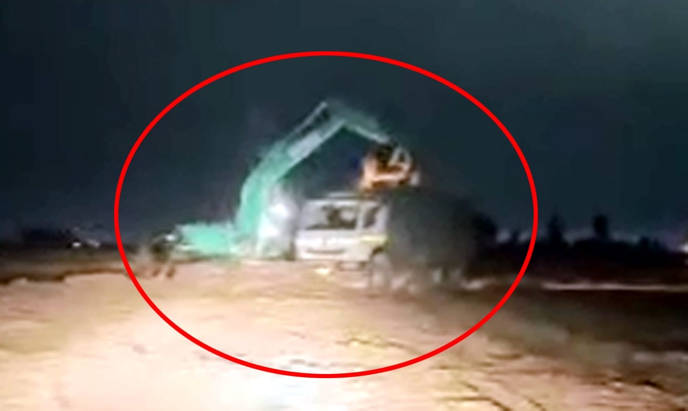 चौकी से 200 मीटर दूर चल रहा अवैध माइनिंग का खेल, कोर्ट के आदेशों की उड़ रही धज्जियां