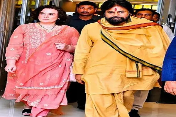 पवन कल्याण की पत्नी अन्ना कोनिडाला का खास संदेश, बोलीं- खुद को एक पहचान तक सीमित न रखें
