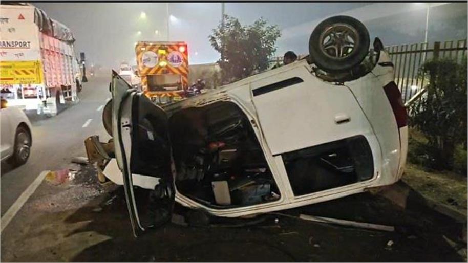 You are currently viewing जालंधर नेशनल हाईवे पर भीषण सड़क हादसा, हवेली के पास पलटी तेज़ रफ्तार कार