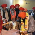 चेयरमैन ने संत समाज को गांव महिंदपुर में ज़मीन की निशानदेही का मसला जल्द हल करवाने का दिया भरोसा