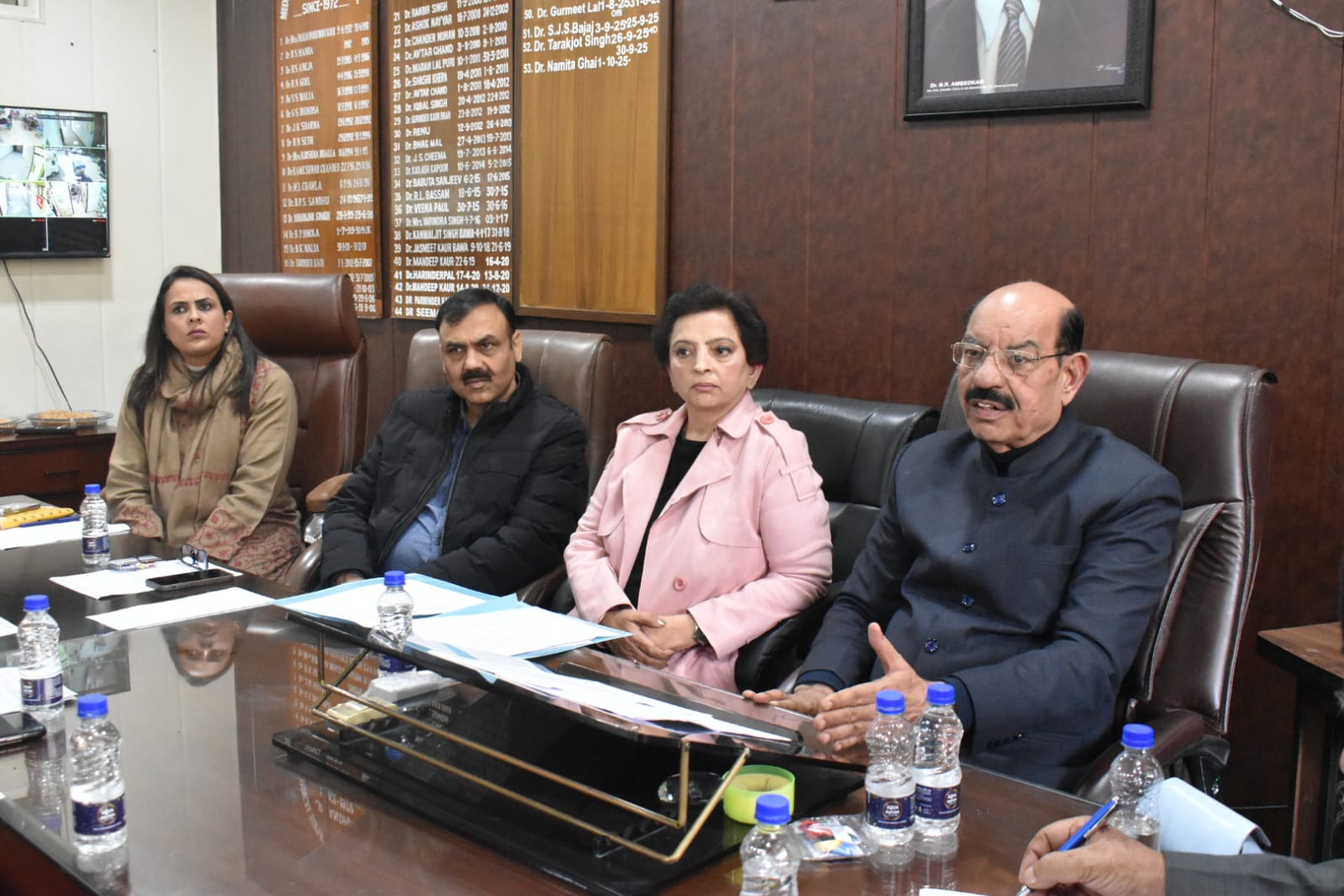 सिविल अस्पताल में आने वाले मरीजों को इलाज सेवाएं और बेहतर व प्रभावी ढंग से मुहैया करवाई जाए: मोहिंदर भगत